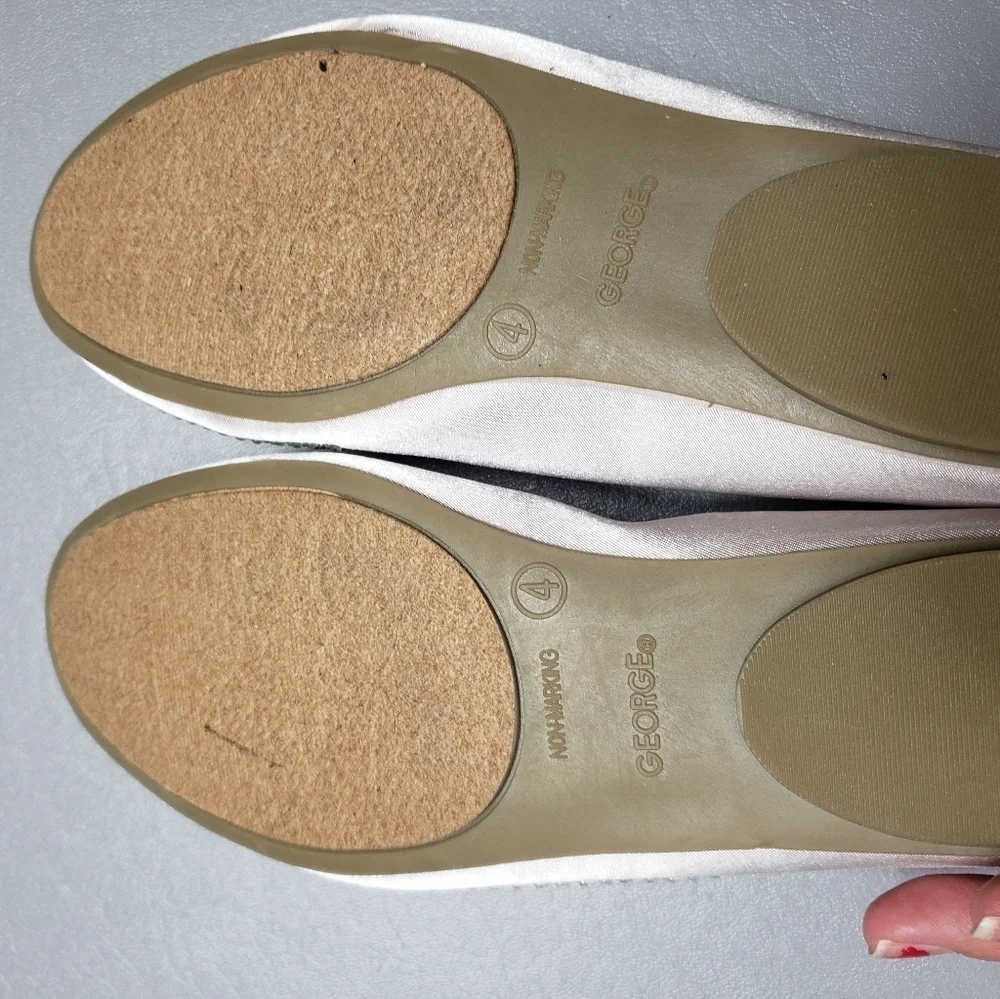 George girls light pink embellished slip on shoes big girls size 4